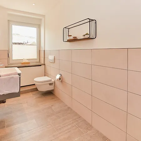 Rochter ベッド・アンド・ブレックファスト ツェルティンゲン・ラハティグ